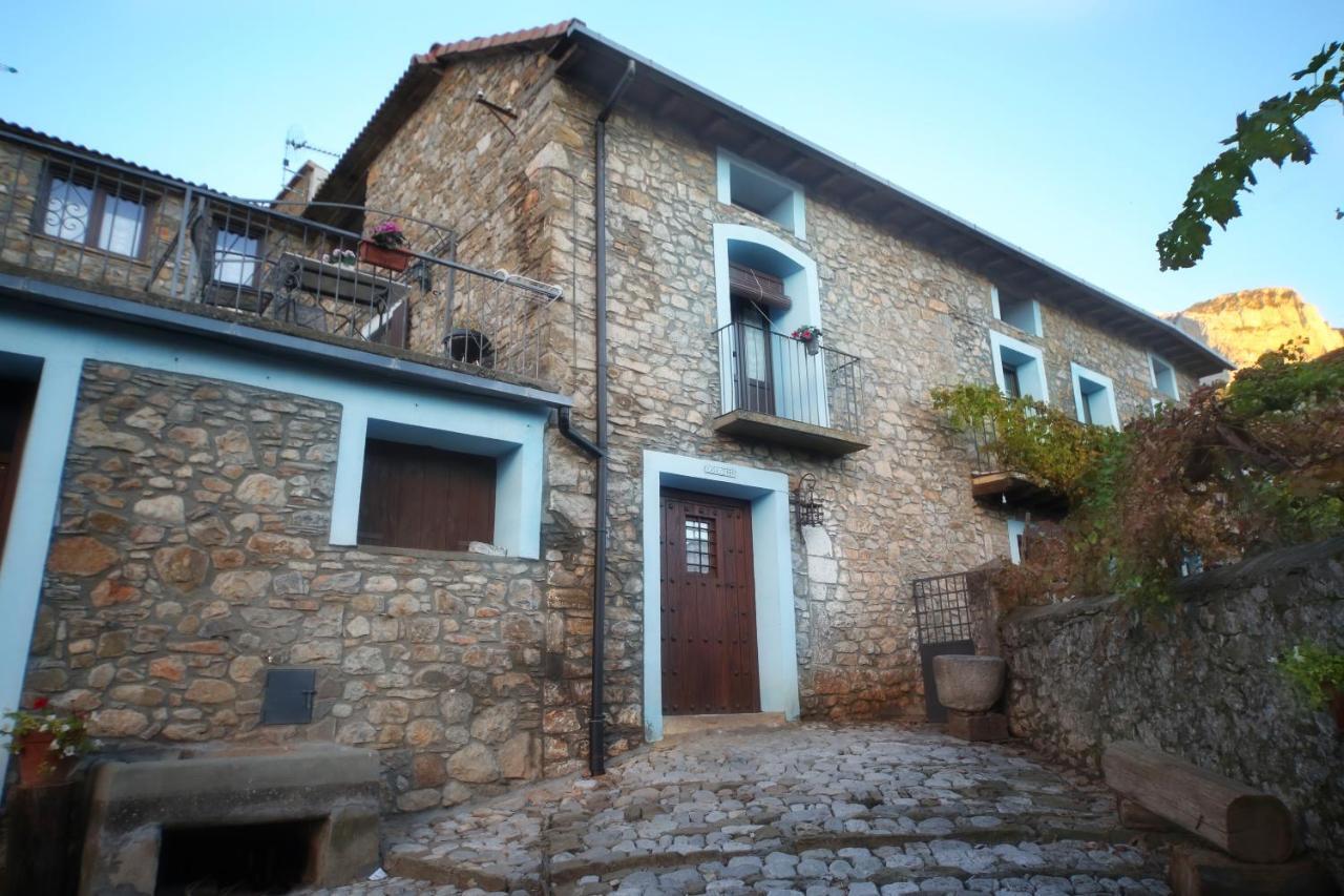 Apartamento El Fenal De Turmo Casa Rural "El Capricho De Nieves" Laspuna ภายนอก รูปภาพ