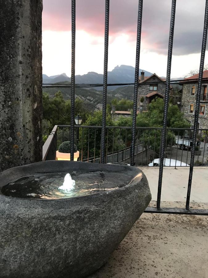 Apartamento El Fenal De Turmo Casa Rural "El Capricho De Nieves" Laspuna ภายนอก รูปภาพ