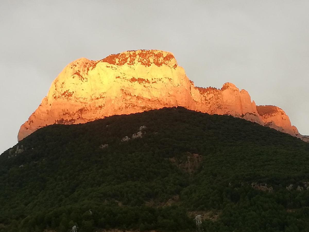 Apartamento El Fenal De Turmo Casa Rural "El Capricho De Nieves" Laspuna ภายนอก รูปภาพ
